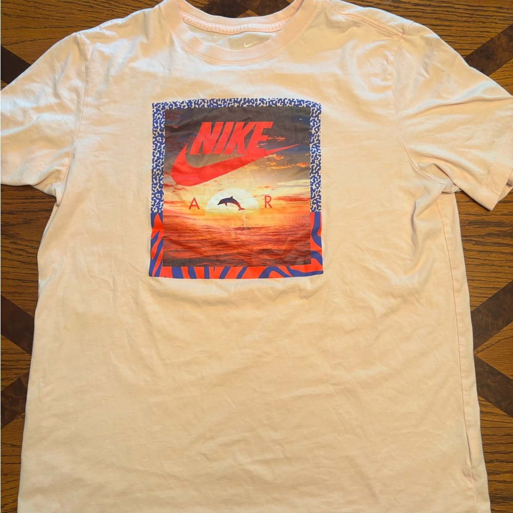 Nike Cream Short Sleeve Tees with Scenic Prints